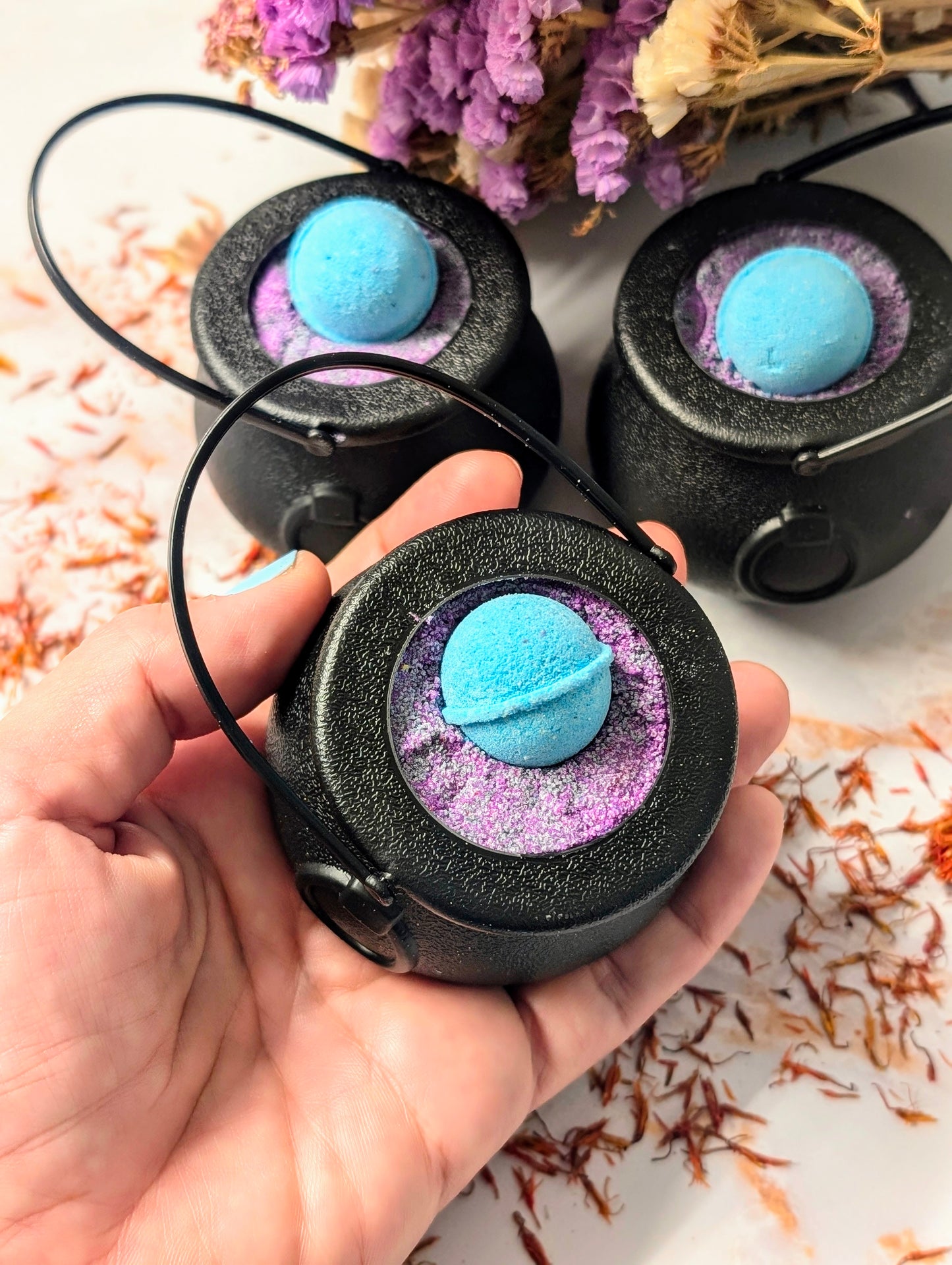 Halloween Bath Bomb | Cauldron Bath Bomb